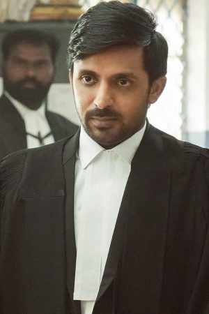 Phiên Tòa: Nhà Nước Đối Đầu Kẻ Vô Danh